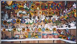 HANDCRAFTED AND HANDPAINTED CERAMICS AT THE ARTISANS' MARKET, ZIHUATANEJO, GUERRERO, MEXICO